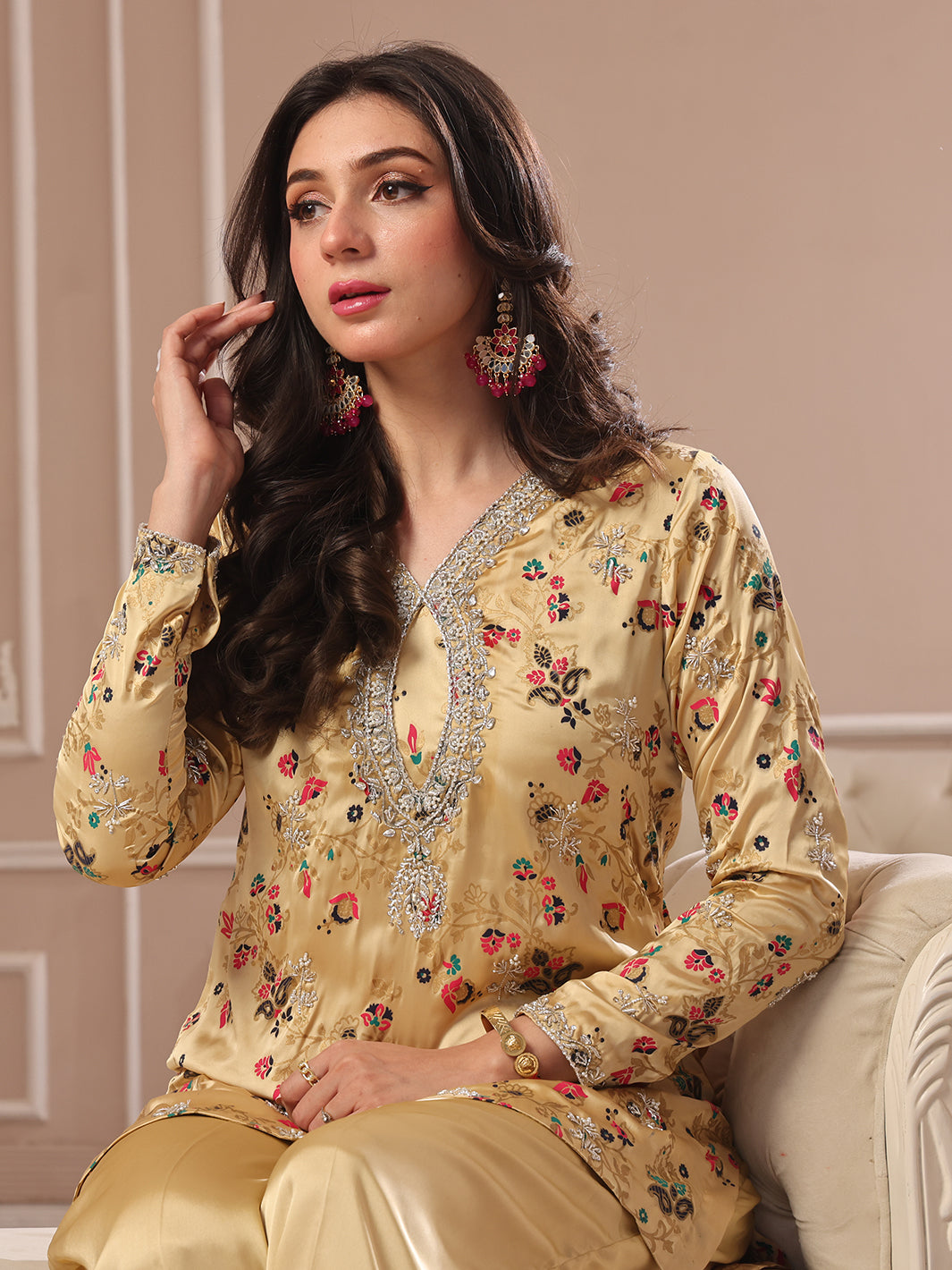 Noor e Zar