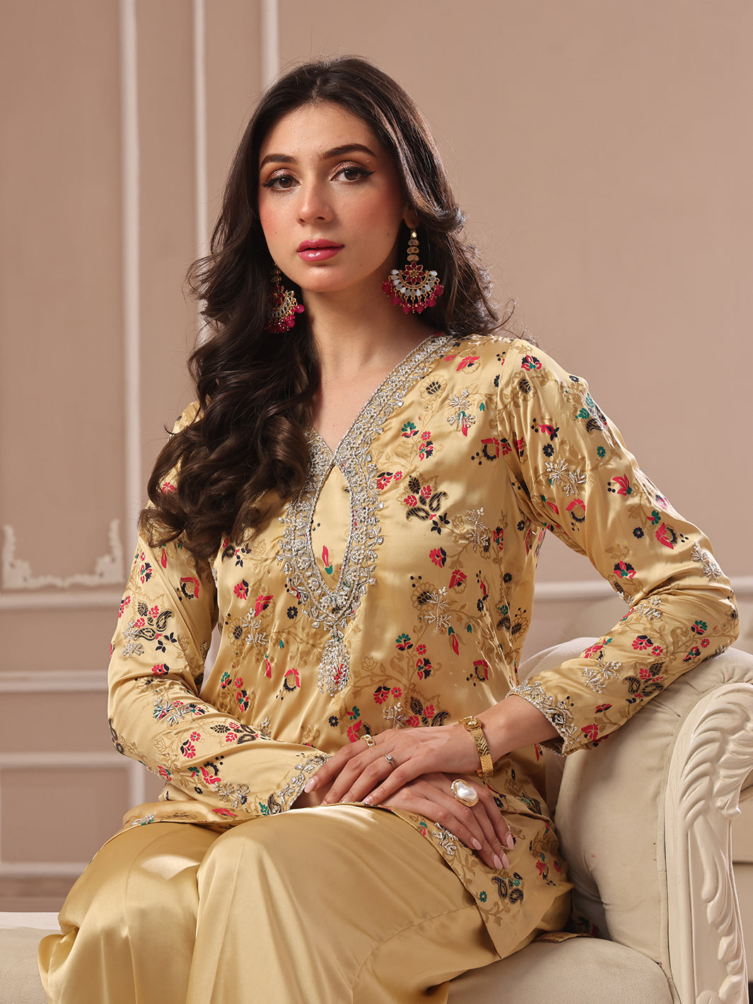 Noor e Zar