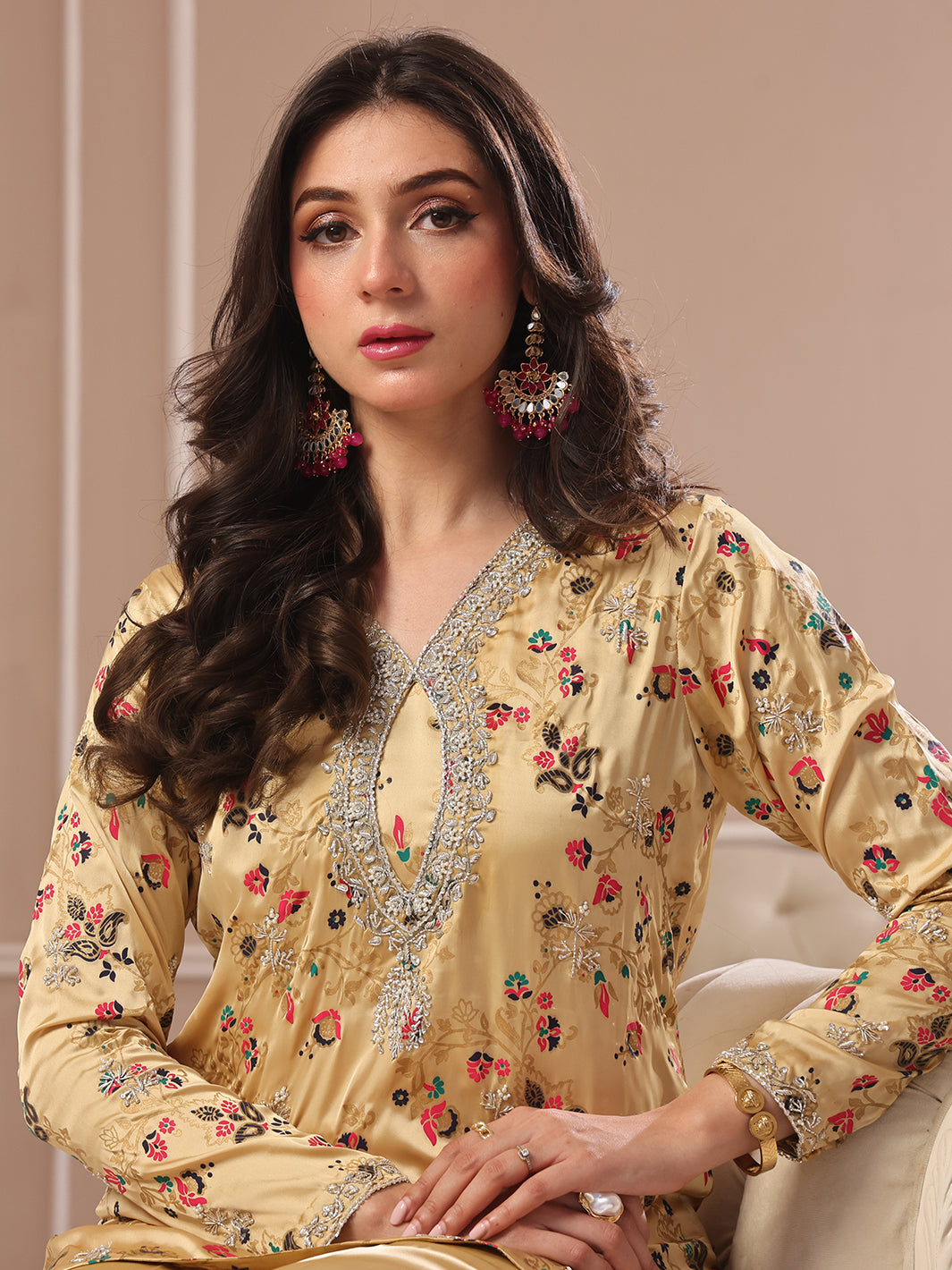 Noor e Zar